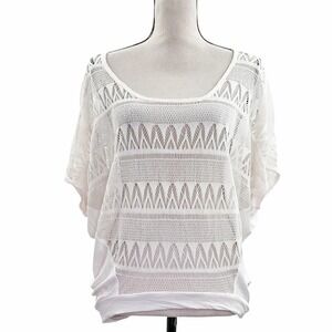 XHILARATION White Boxy Crochet Knit Scoop Neck Top
